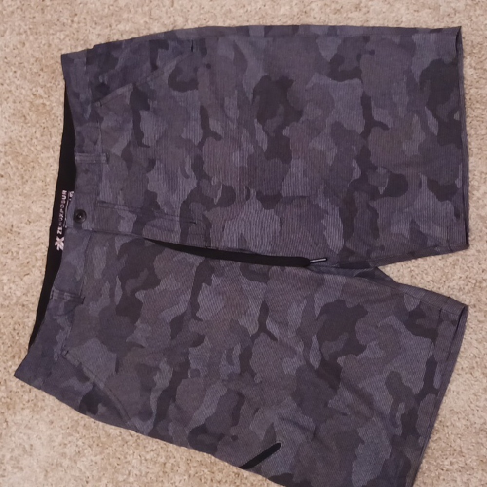 Camo Large L Shorts Lightweight Summer Spring